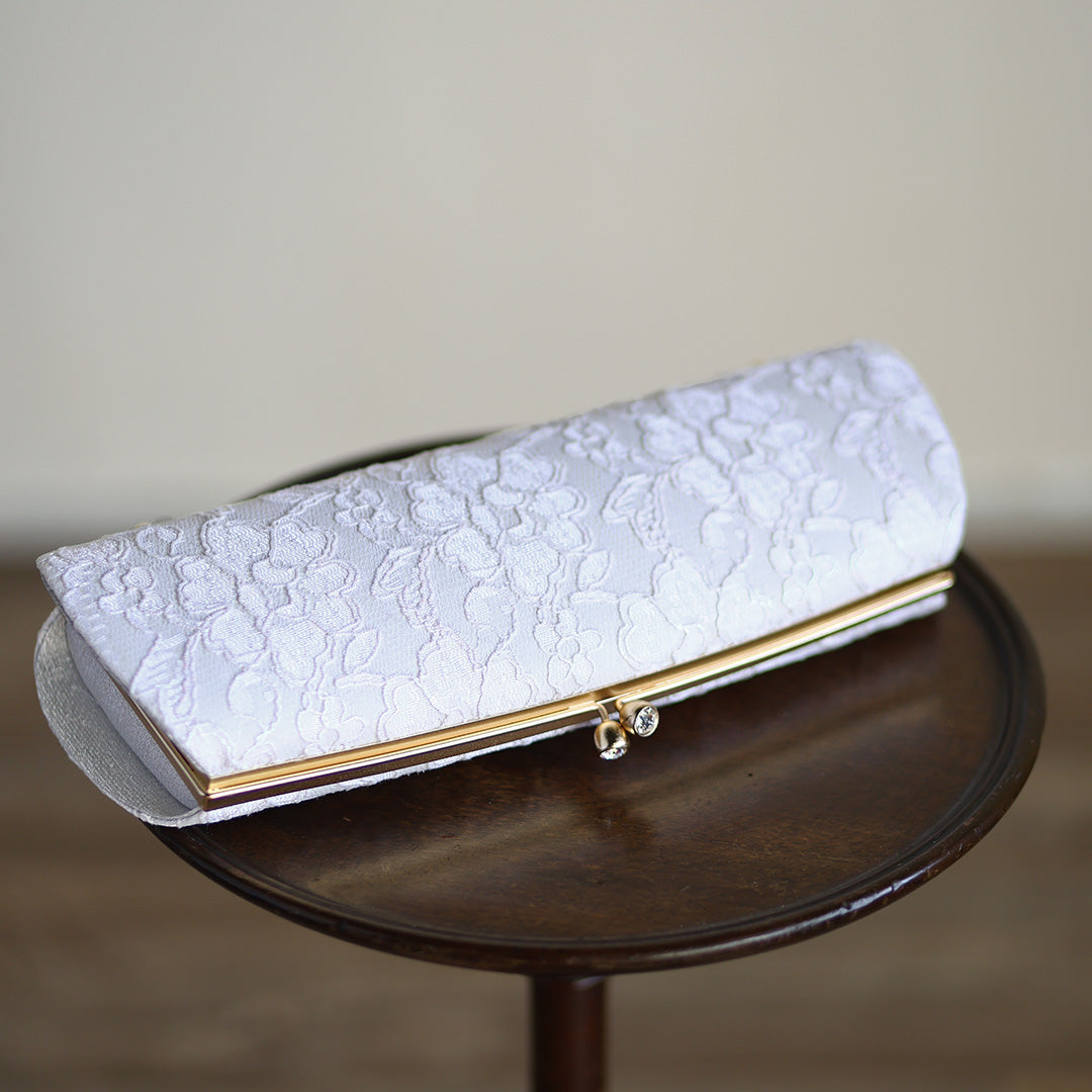 Omi | Pochette faite main avec Nishijin-ori en dentelle blanche