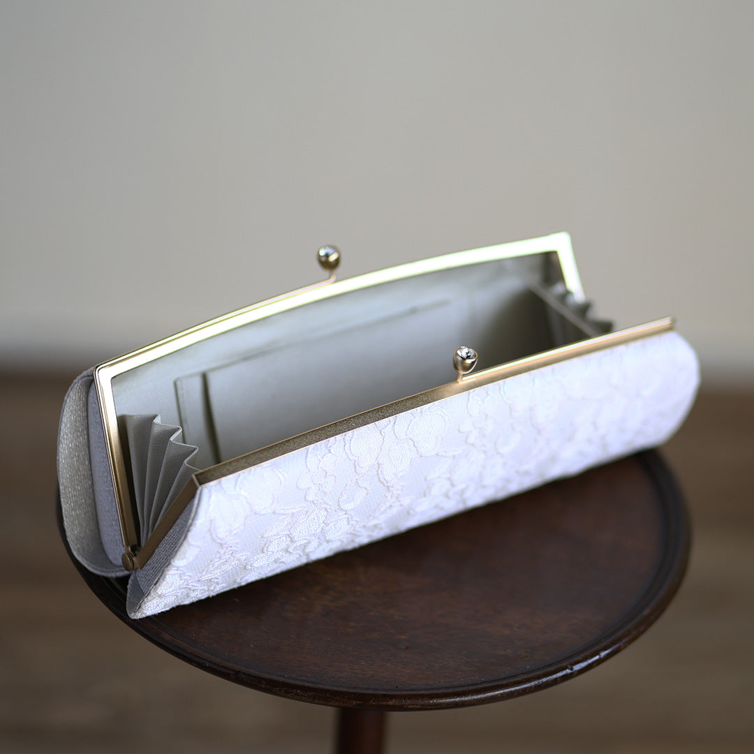 Omi | Pochette faite main avec Nishijin-ori en dentelle blanche