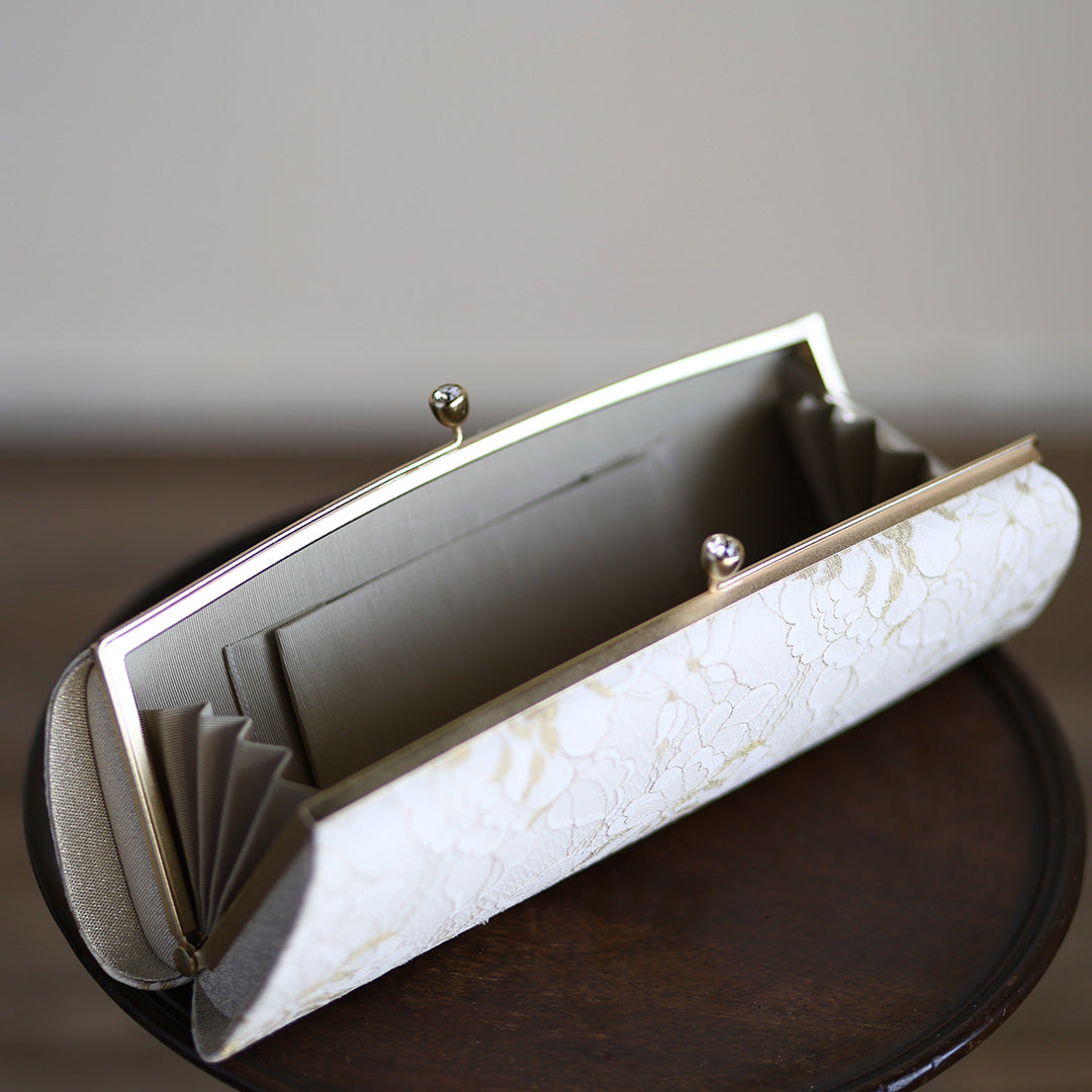 Omi | Pochette faite main avec Nishijin-ori en dentelle d'or blanc