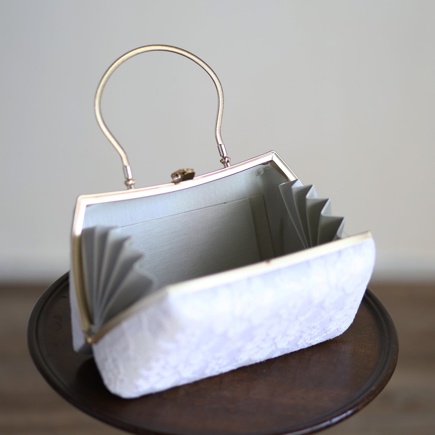 Izumo | Handmade Handbag with Nishijin-ori made of white lace (Made to order)