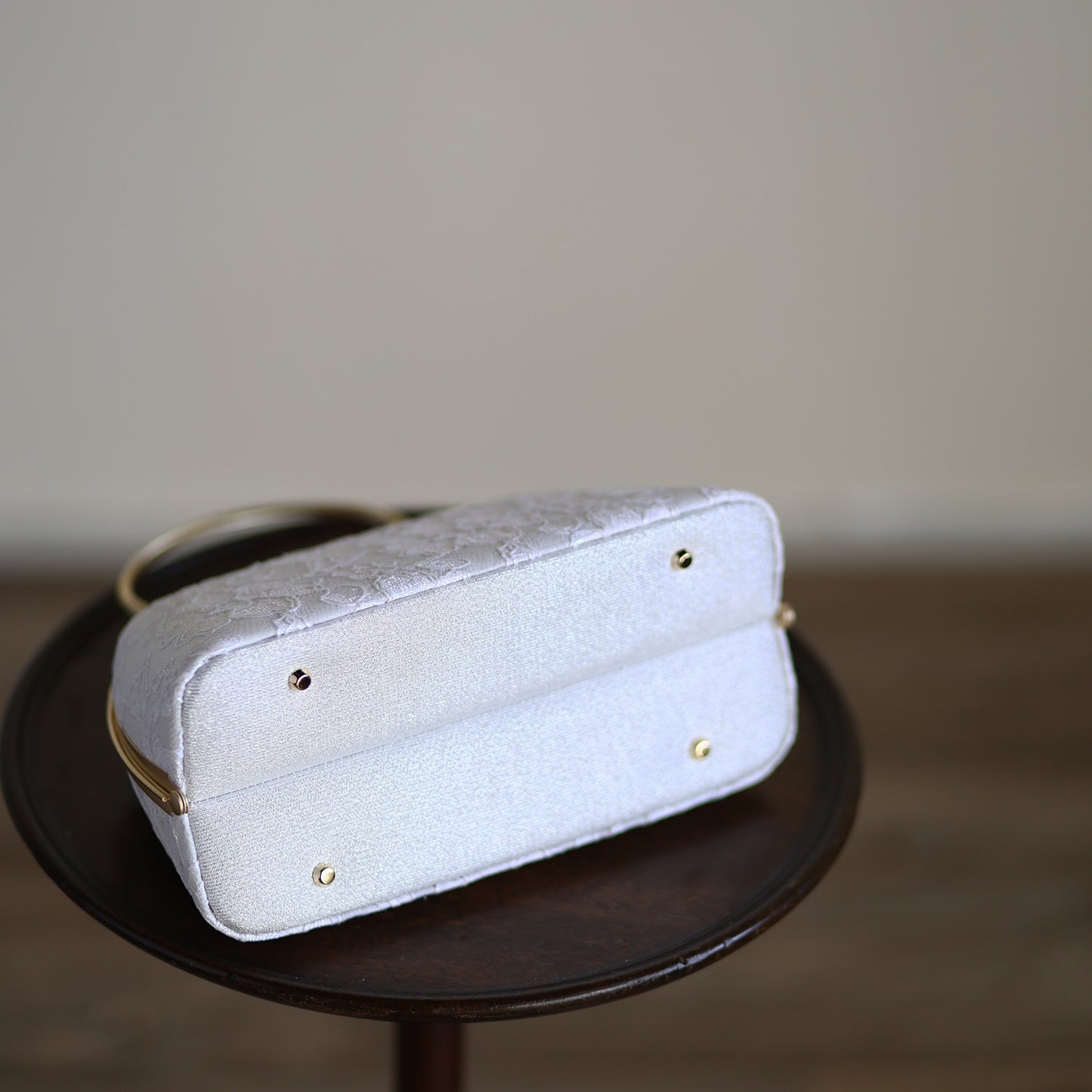Izumo | Handmade Handbag with Nishijin-ori made of white lace (Made to order)