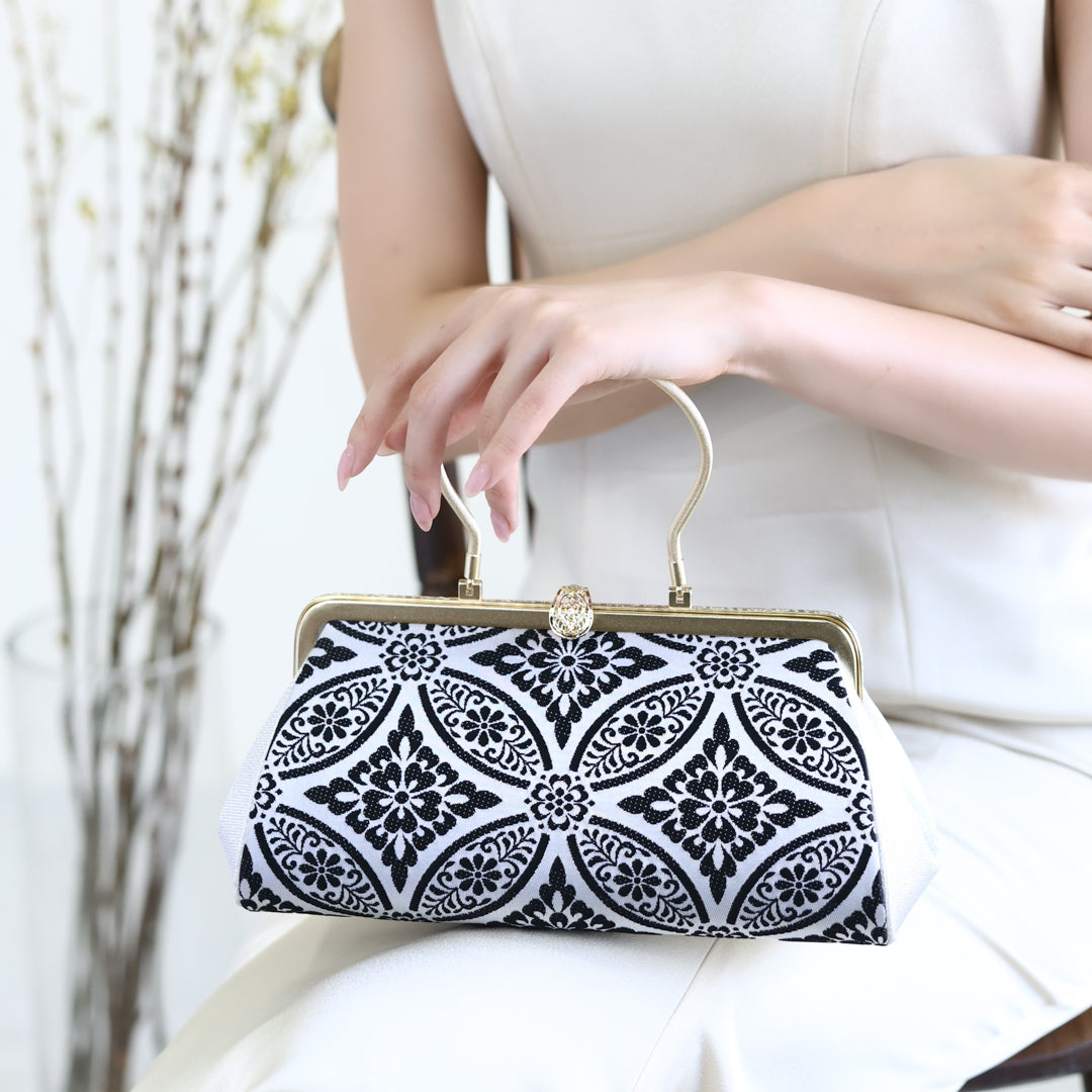 Harima | Sac à main fait main avec motif Kuro-Kamon Nishijin-ori tout neuf 