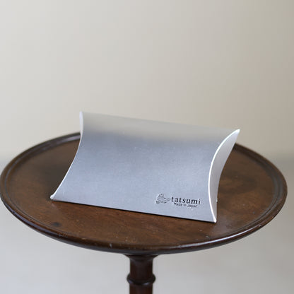 Mutsuki –  Authentic Oshima Tsumugi Pass Case