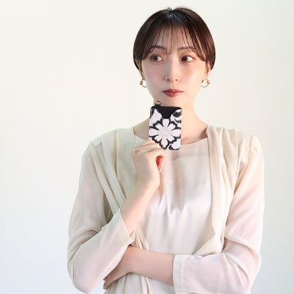 Mutsuki – 風花織柄 西陣織 パスケース
