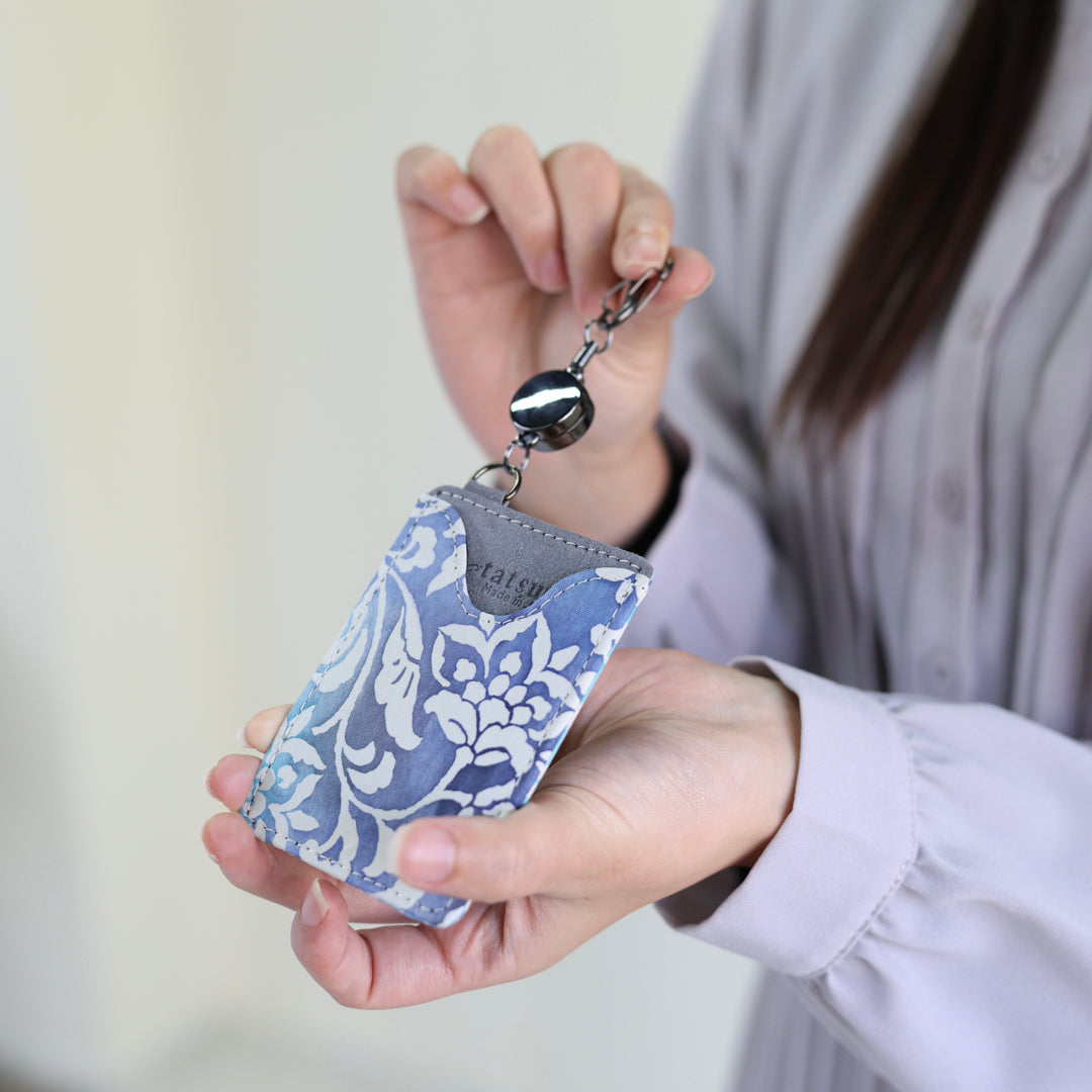 Mutsuki –  Authentic Oshima Tsumugi Pass Case