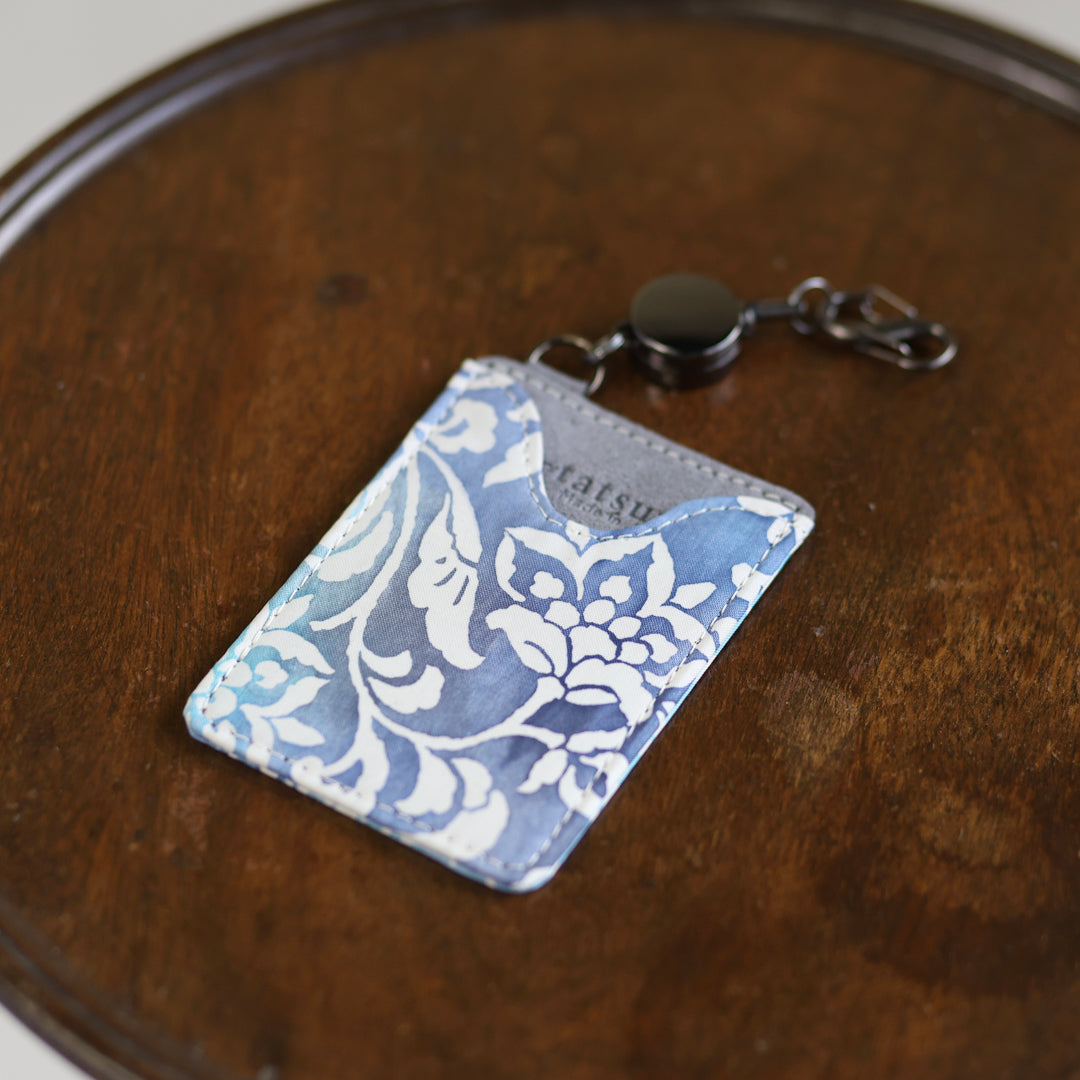 Mutsuki –  Authentic Oshima Tsumugi Pass Case