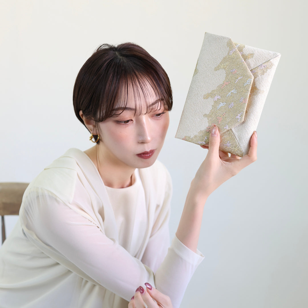 Yura – 流霞柄 西陣織 数寄屋袋
